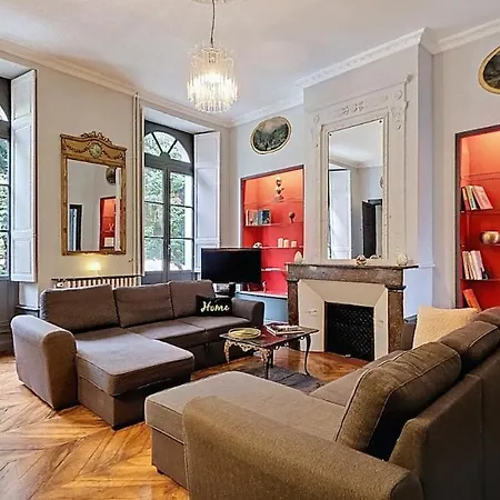 Maison Eugenie Apartment Bagneres-de-Luchon